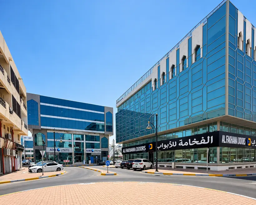 Commercial complex