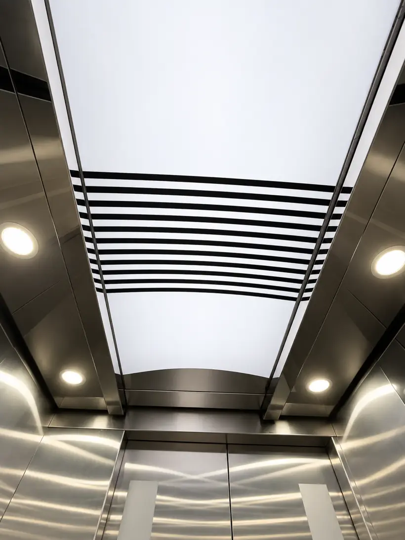 Linear light ceiling